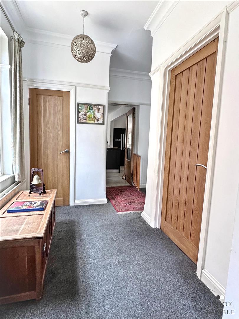 4 Bedroom House. Upwick Road in Eastbourne, East Sussex 5